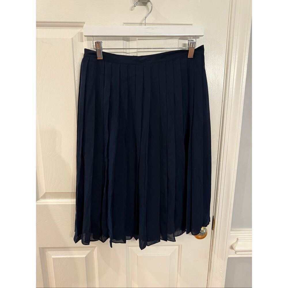 Lauren Ralph Lauren Navy 100% Silk Pleated Skirt sz 8 EUC